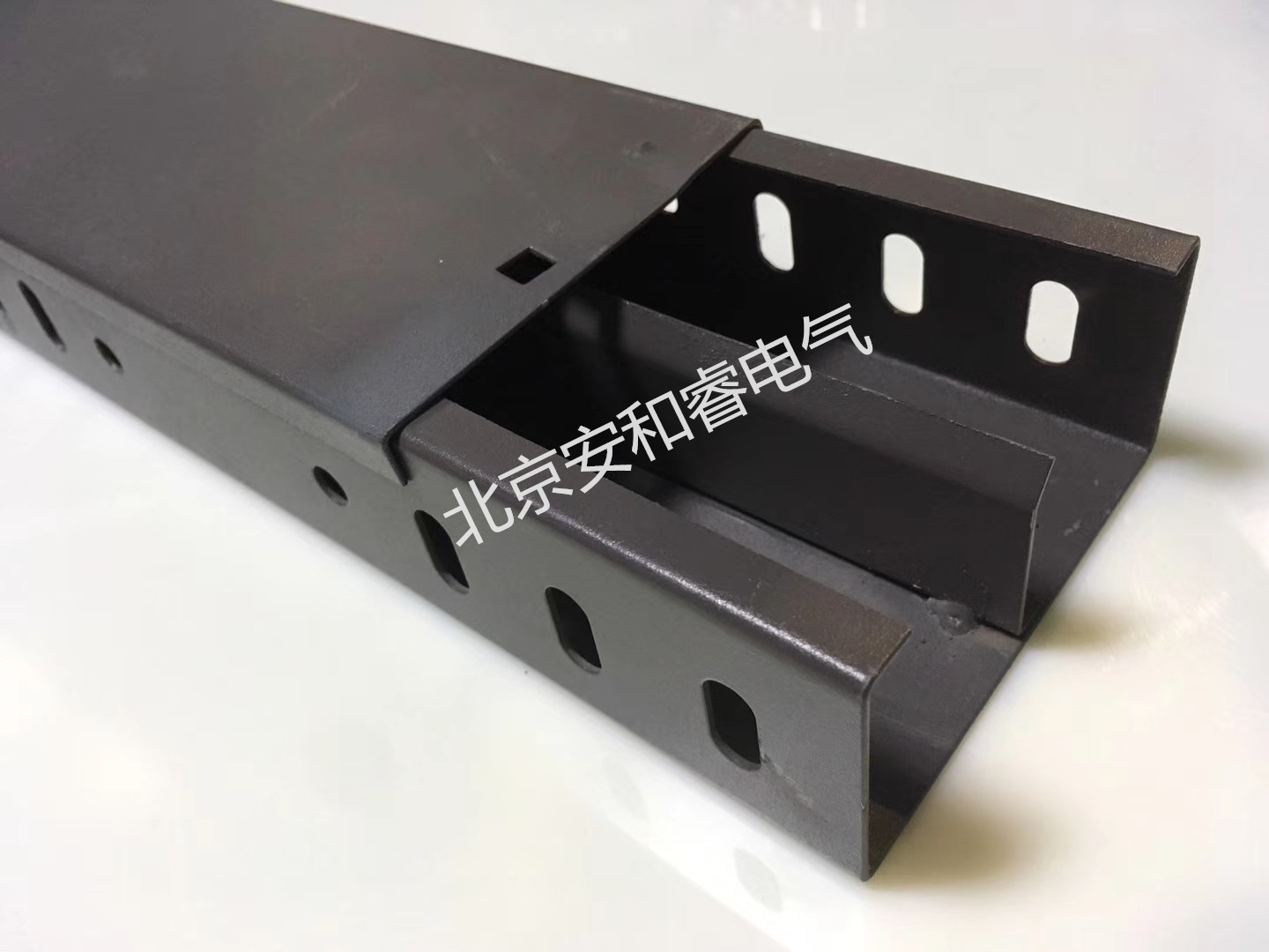 竖向/隔板桥架 欢迎加工定做