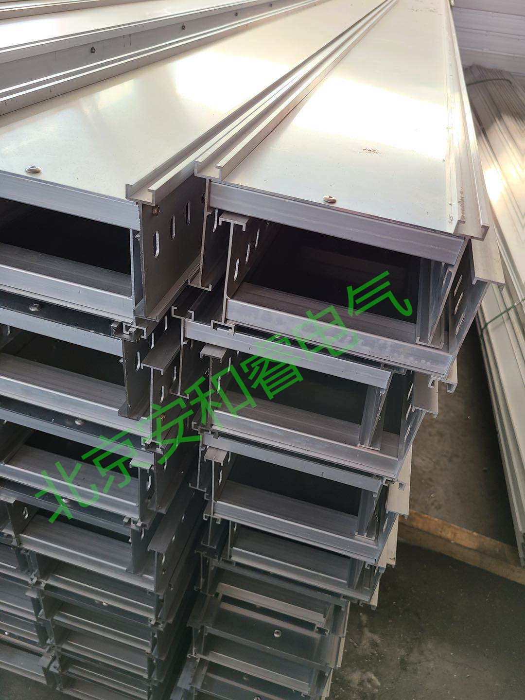 铝合金型材桥架 质量取胜